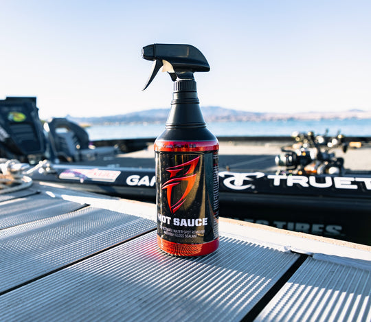 Hot Sauce, Dock